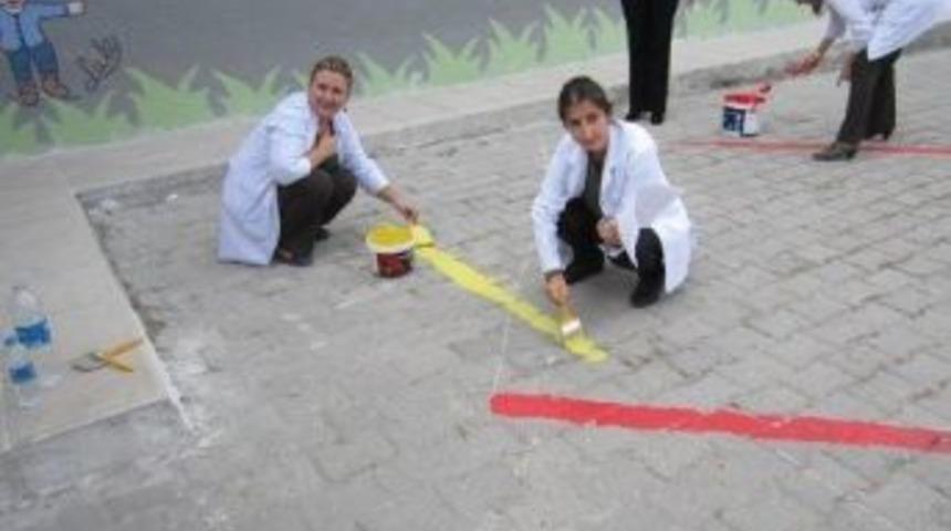 K&uuml;re&rsquo;de Renkli Okulum Projesi Start Aldı