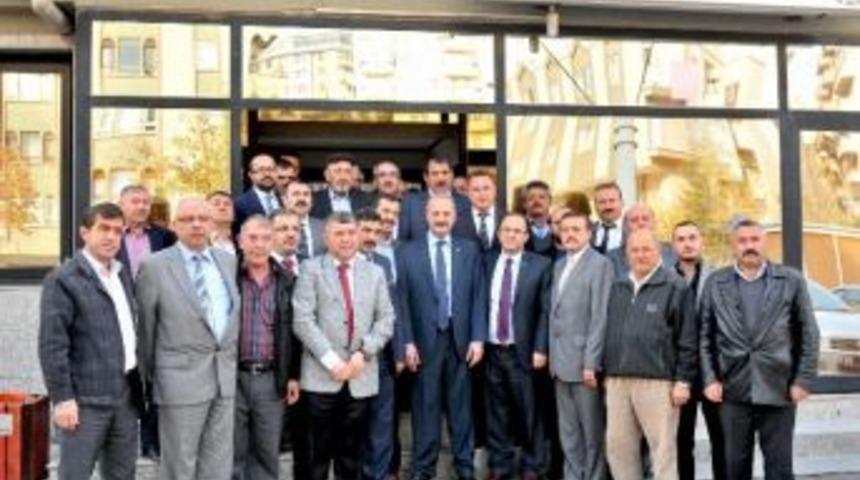 Başkan Akg&uuml;l&rsquo;&uuml;n Aşure Mesaisi