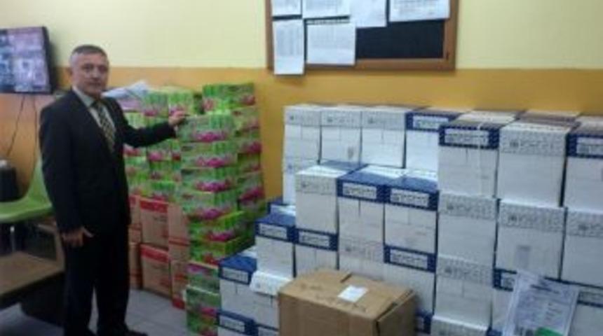 Okullara 14 Bin Liralık Kırtasiye Yardımı