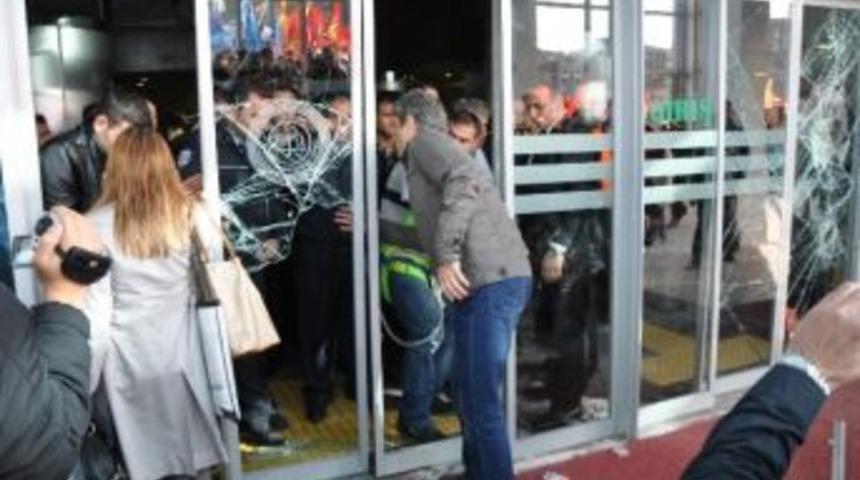 Kartal Adliyesi Karıştı