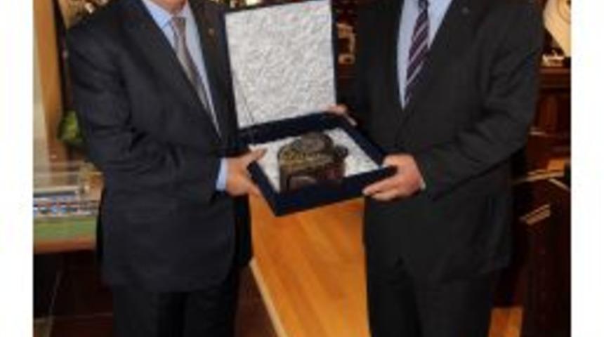 Başkan Yaşar, AB'li Konukları Ağırladı