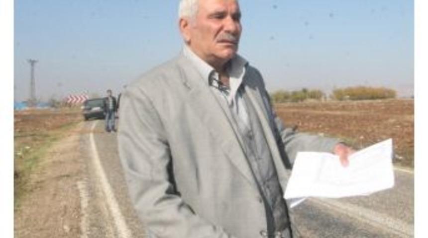 Silvan'da Bir Vatandaş Karayolunda &Ccedil;ift S&uuml;recek