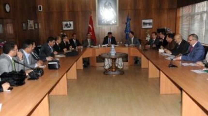 Vali Yılmaz, 'il Milli Eğitim Danışma Komisyonu Toplantısı'na Katıldı