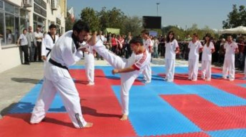 Obeziteye Taekwondo İle Savaş A&ccedil;tılar