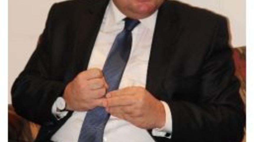 İş-kur M&uuml;d&uuml;r&uuml;nden Cem Yılmaz Ve Fatih Terim &Ouml;rneği