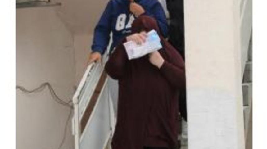 Adana'da k&uuml;rtaj operasyonu