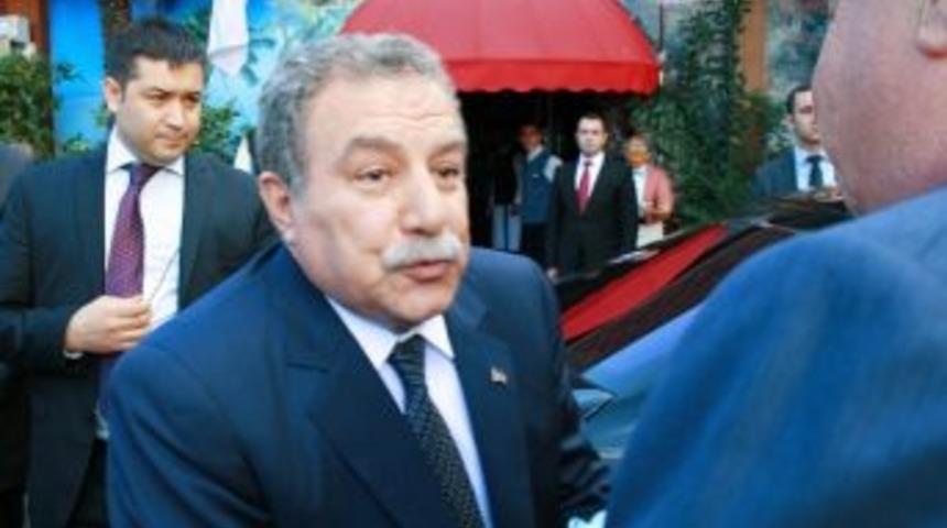 (&ouml;zel Haber) Bakan G&uuml;ler: &ldquo;&uuml;zerinde Bomba Yok, Kendini İhbar Etmiş&rdquo;