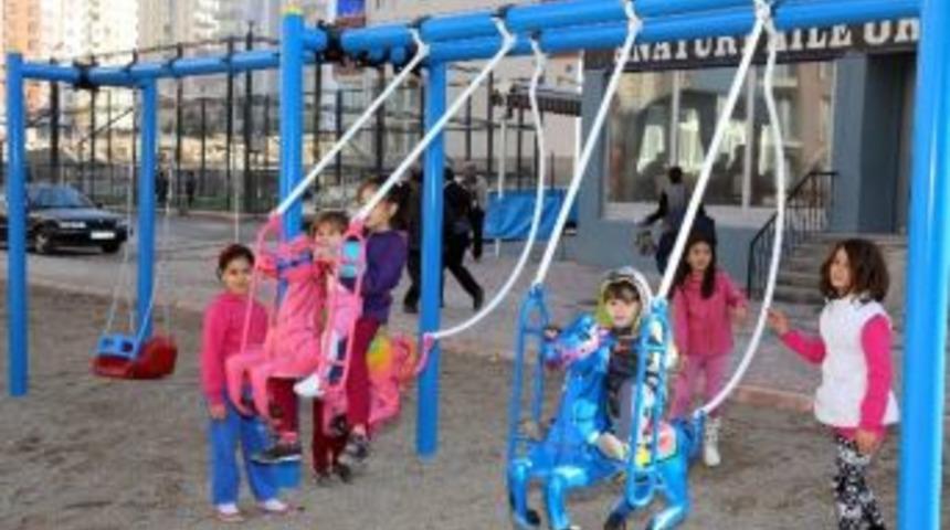 Talaslı &Ccedil;ocuklara 25 Yeni Oyun Grubu