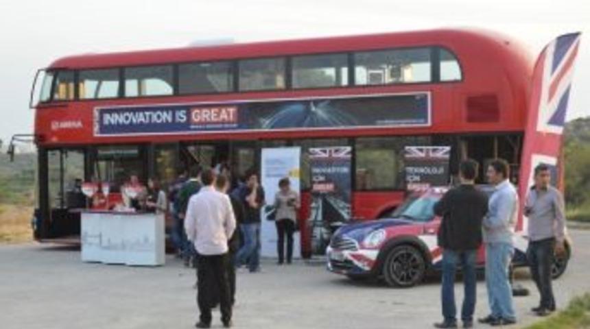 İngiltere&rsquo;nin Great Otob&uuml;s&uuml; Mersin&rsquo;e Geldi