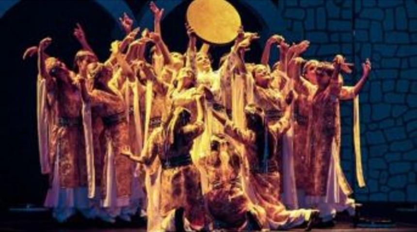 &Ouml;ğretmenler G&uuml;n&uuml;nde S&uuml;rpriz Bir G&ouml;steri D&uuml;zenlenecek