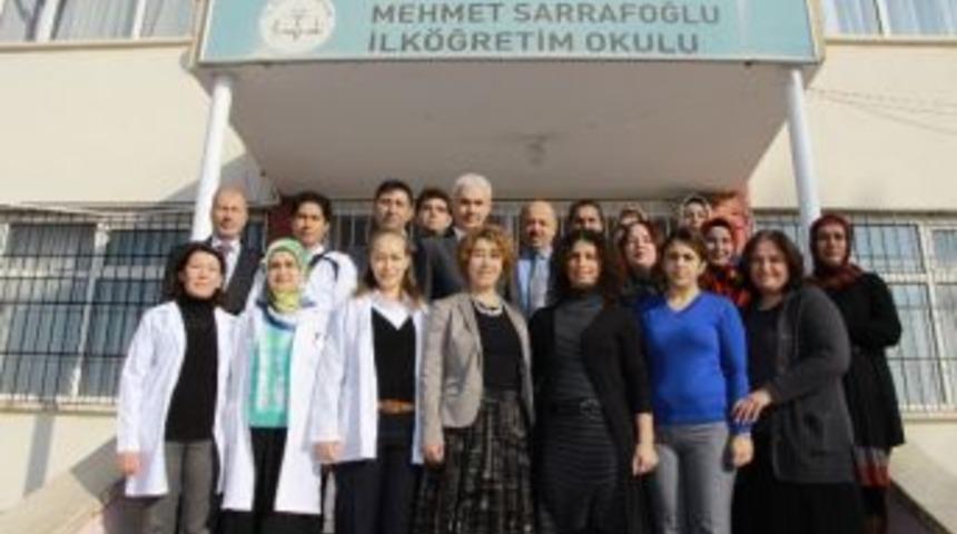 Deneri, Okulları Ziyaret Ediyor