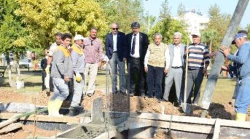 Muratpaşa Emekliler Kahvesi&rsquo;nin Temelini Attı