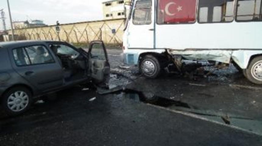 Muratlı'da Kaza: 1'i Ağır 6 Yaralı