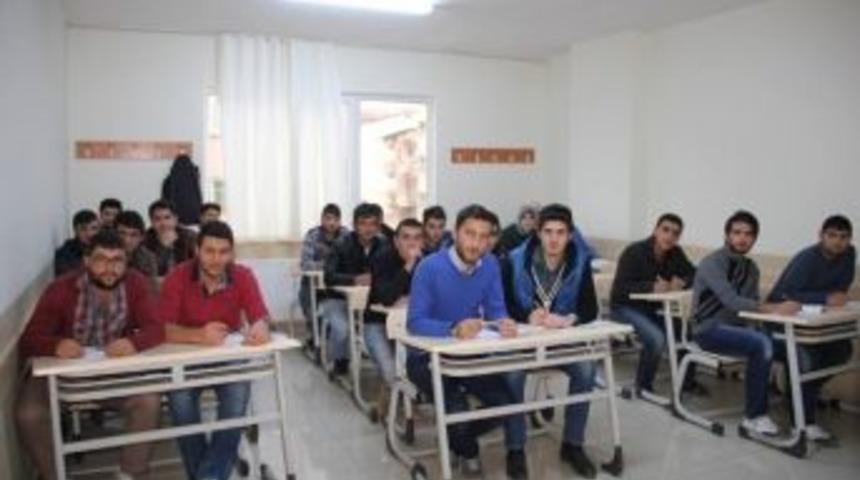 &Ouml;sym&rsquo;nin Sınavları Artık Oltu'da Yapılacak