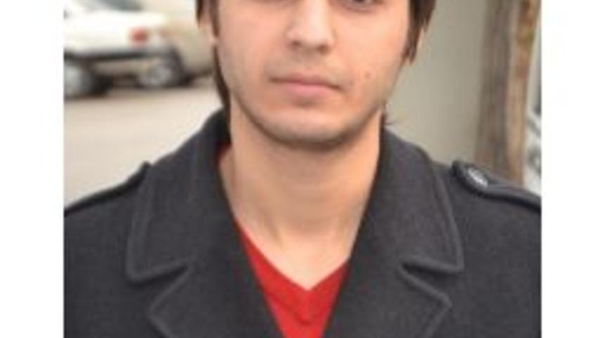 Başbakanlık &Ouml;n&uuml;nde Hareketli Saatler Yaşatan Eylemciyi Tanıyanlar Şokta