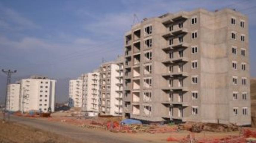 Tepe Şehir Yeni Hayat Evleri Hızla Y&uuml;kseliyor