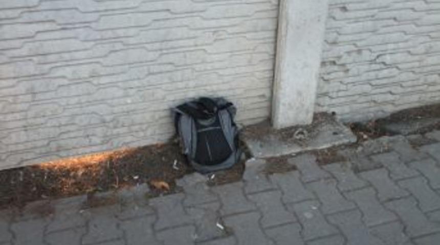 Bafra İmam Hatip Lisesi &Ouml;n&uuml;nde Ş&uuml;pheli Paket Operasyonu