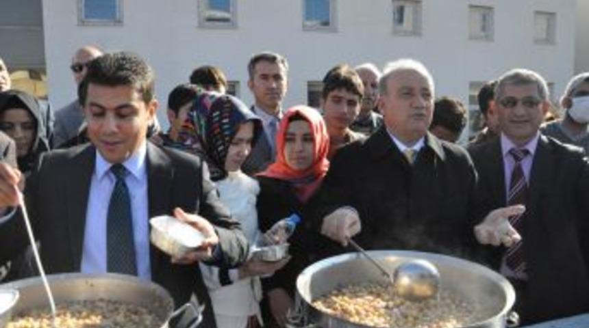 Tunceli &Uuml;niversitesi'nden Aşure G&uuml;n&uuml;