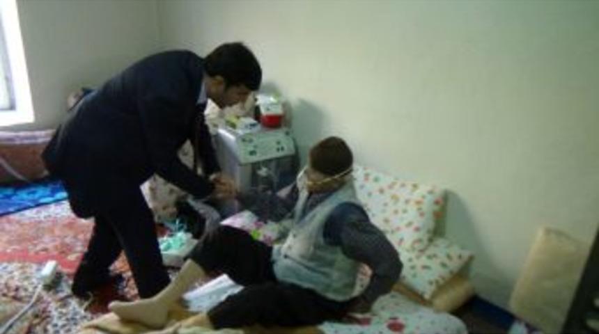 Hastalar Evlerinde Ziyaret Edildi