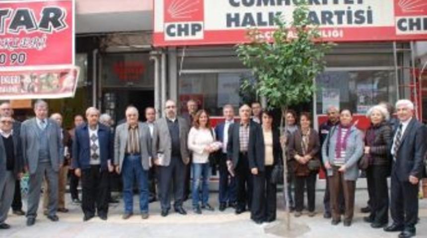 Chp'li &Ccedil;orlu Bal&ccedil;ova'da Sokak Sokak Dolaşıyor