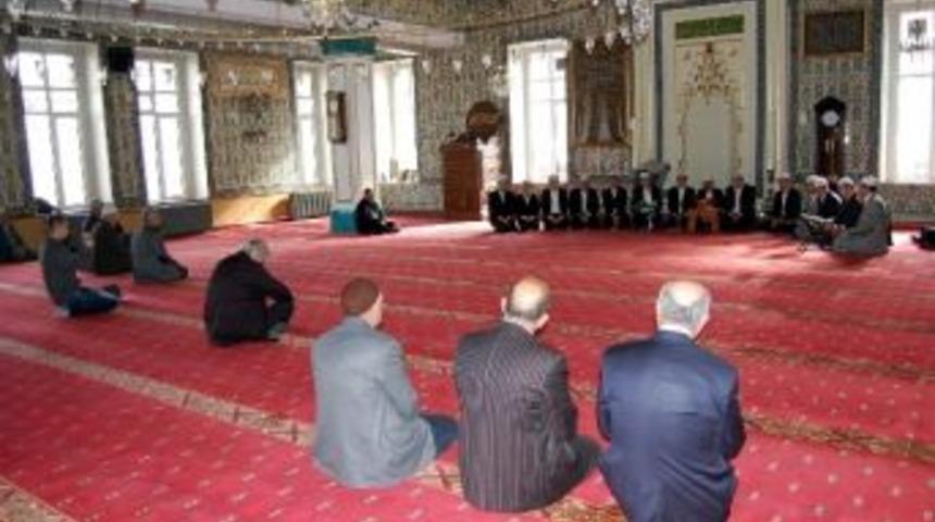 24 Kasım &Ouml;ğretmenler G&uuml;n&uuml;&rsquo;ne Doğru