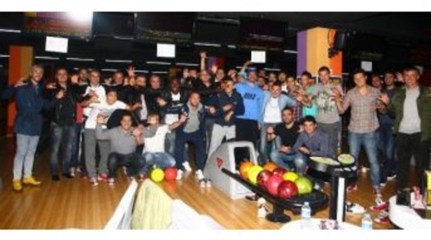 Beşiktaşlı Futbolcular Bowlıng İle Stres Attı
