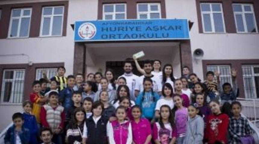 Tog &Uuml;yeleri D&uuml;nya &Ccedil;ocuk Hakları G&uuml;n&uuml;&rsquo;n&uuml; &Ccedil;ocuklarla Kutladı