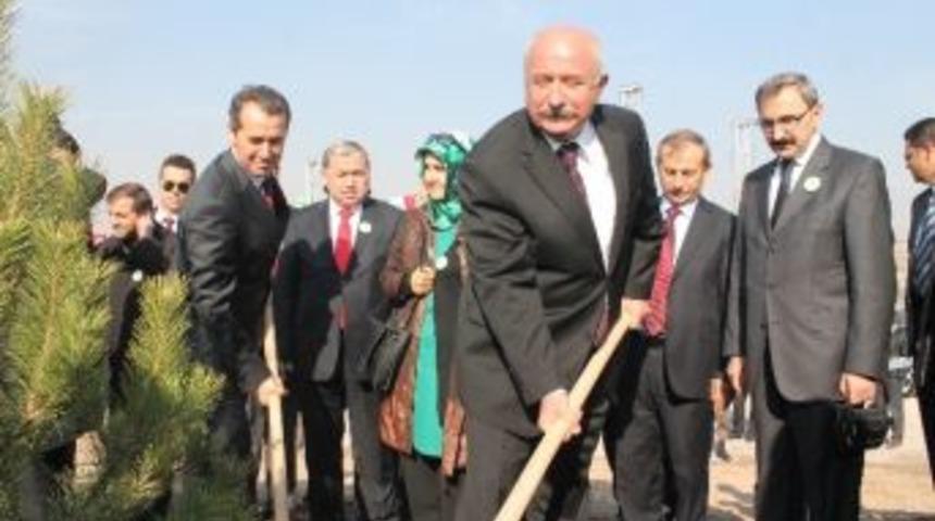 Ankara Valisi Y&uuml;ksel: &ldquo;bir Ayda Yağacak Olan Yağış Bir Saat İ&ccedil;erisinde Yağacak&rdquo;