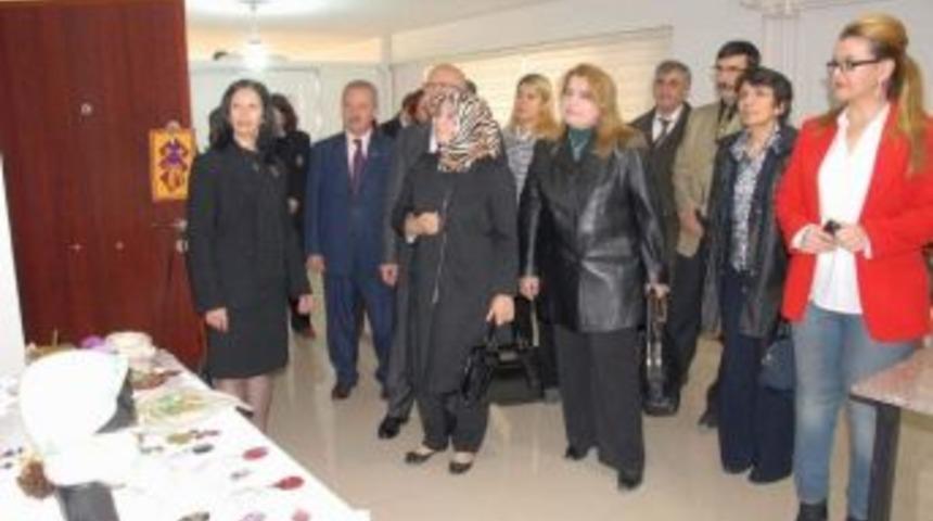 Afyonkarahisar’da ‘attık Yün Oldu, Teptik Keçe Oldu’ Keçe Sergisi