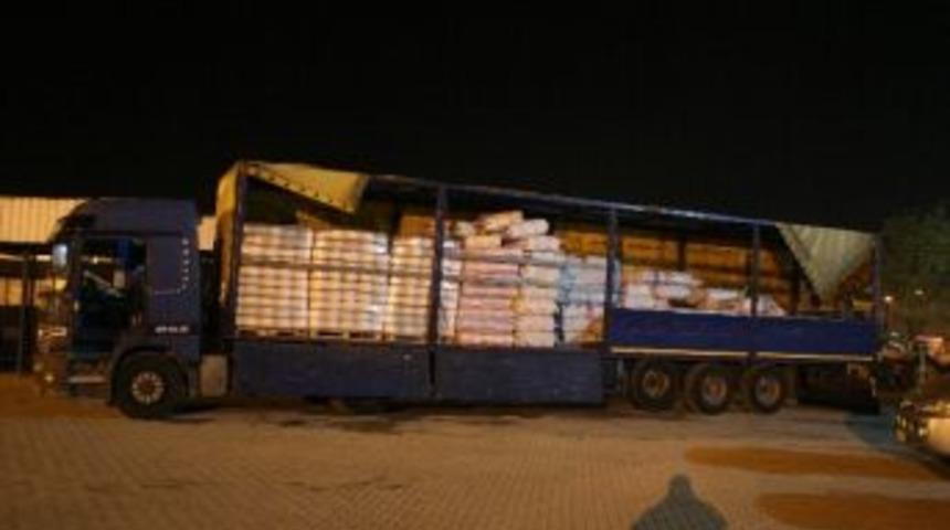 1 Tır Dolusu Ka&ccedil;ak Sigara Ele Ge&ccedil;irildi