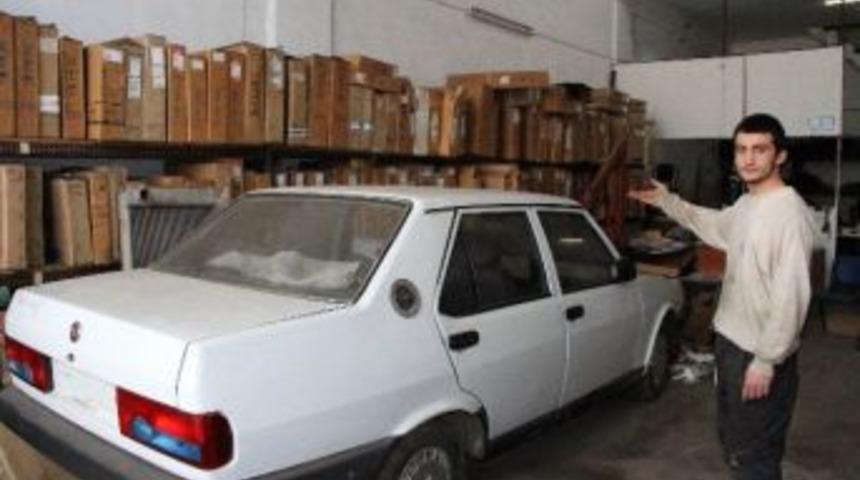 &Ccedil;aldıkları Otomobille D&uuml;kkan Soydular