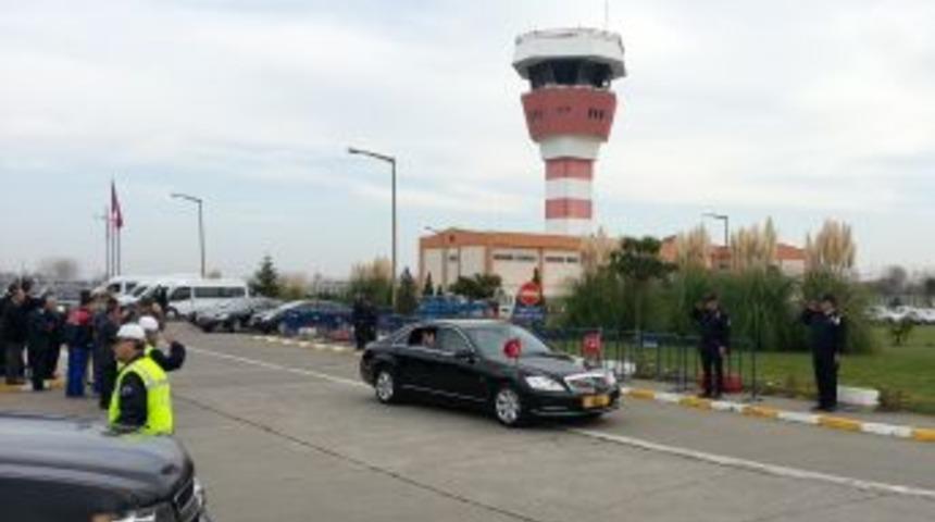 Cumhurbaşkanı Abdullah Gül Samsun'a Indi