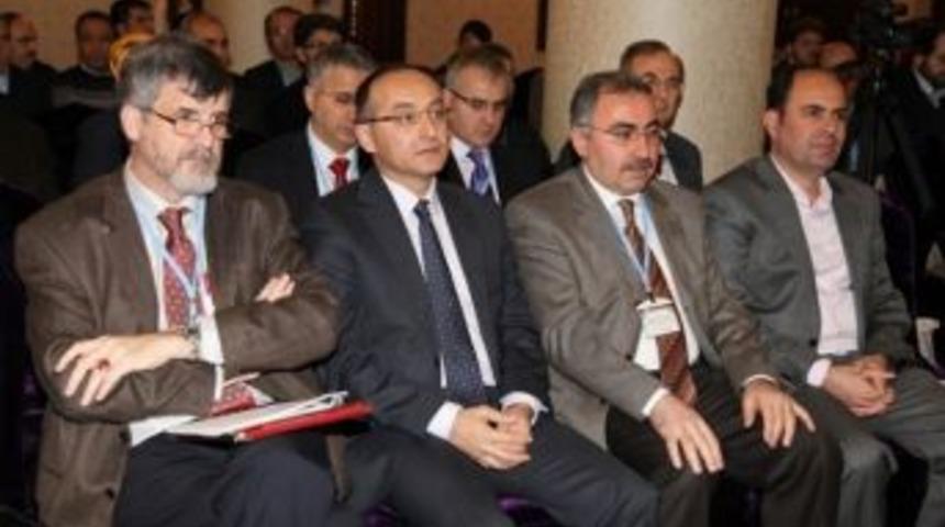 Yıldırım Beyazıt &Uuml;niversitesi&rsquo;nden &lsquo;uluslararası 13. Y&uuml;zyılda Felsefe Sempozyumu&rsquo;