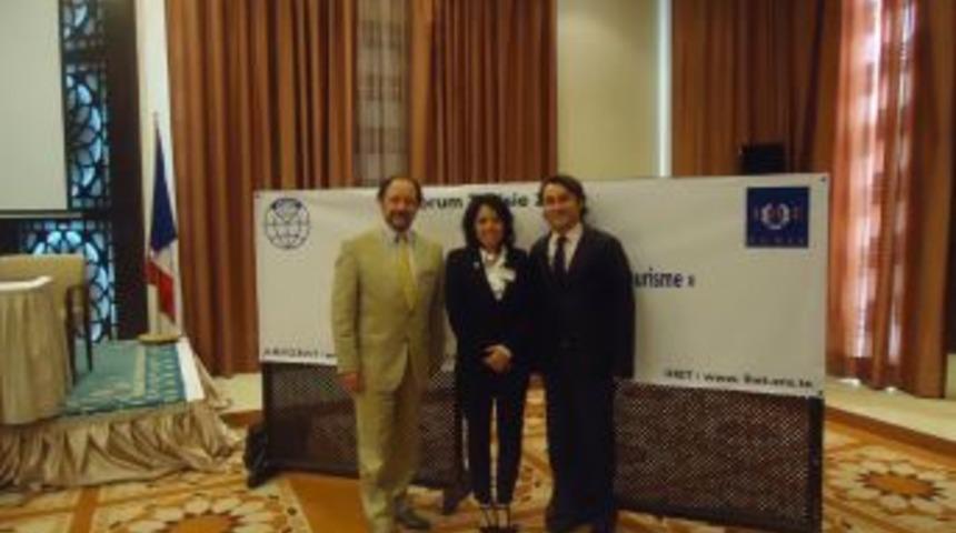 Prof. Dr. Demir: 2015 D&uuml;nya Forumu İzmir&rsquo;de Yapılsın