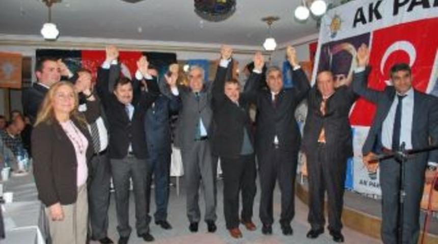 Ak Parti &Ccedil;iğli&rsquo;de G&ouml;vde G&ouml;sterisi Yaptı