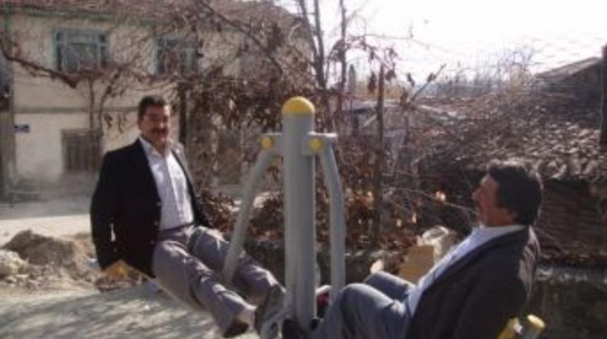 Çocuklar Oyun Oynayacak, Büyükler Spor Yapacak