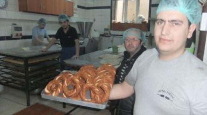 Susam Zammı Kütahyalı Simitçileri Zor Durumda Bıraktı