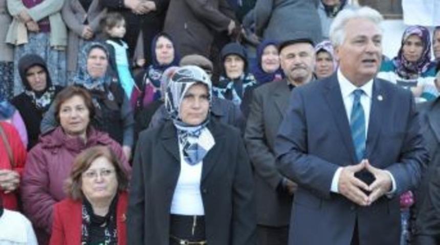 Sandıklı'nın Kapanmaktan Kurtulan Tek Beldesi Akharım&rsquo;a Kadın Aday