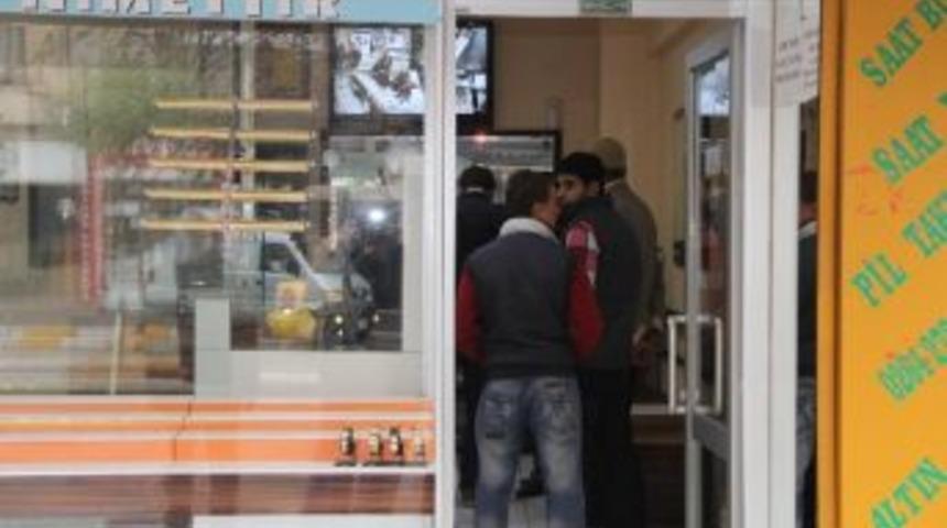 Sakarya&rsquo;da Film Gibi Kuyumcu Soygunu