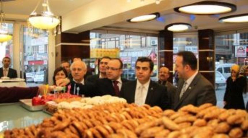 Vali Orhan D&uuml;zg&uuml;n Kto Y&ouml;netimi İle Birlikte Esnaf Ziyaret Etti