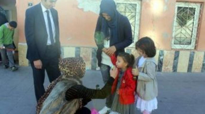 &Uuml;lk&uuml; Ocakları &Ccedil;ocuklara Oyuncak Dağıttı