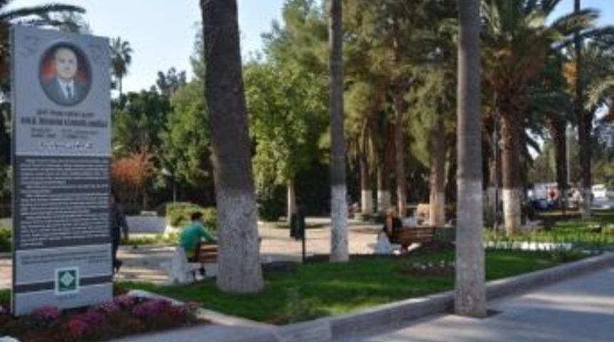 Şehit Albay Halil İbrahim Karaoğlanoğlu Parkı&rsquo;nın Tabelası Ve Anıtı Yenilendi