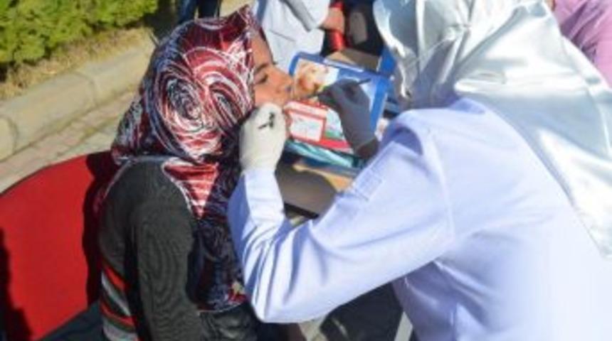 Belediye, Bin Kişiye Ağız-diş Sağlığı Taraması Yaptırdı