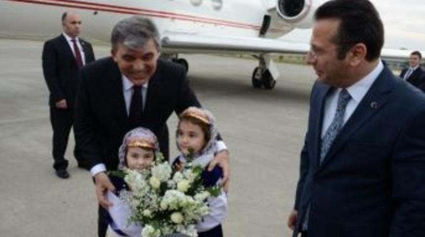 Cumhurbaşkanı G&uuml;l'&uuml;n Karşılanması