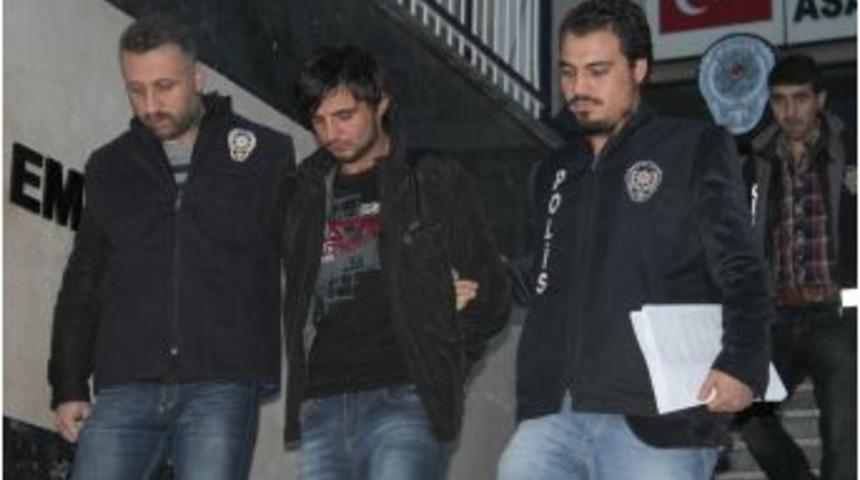 Yaşlı Kadının 127 Bin Lirası Dolandırıcılardan Son Anda Kurtarıldı