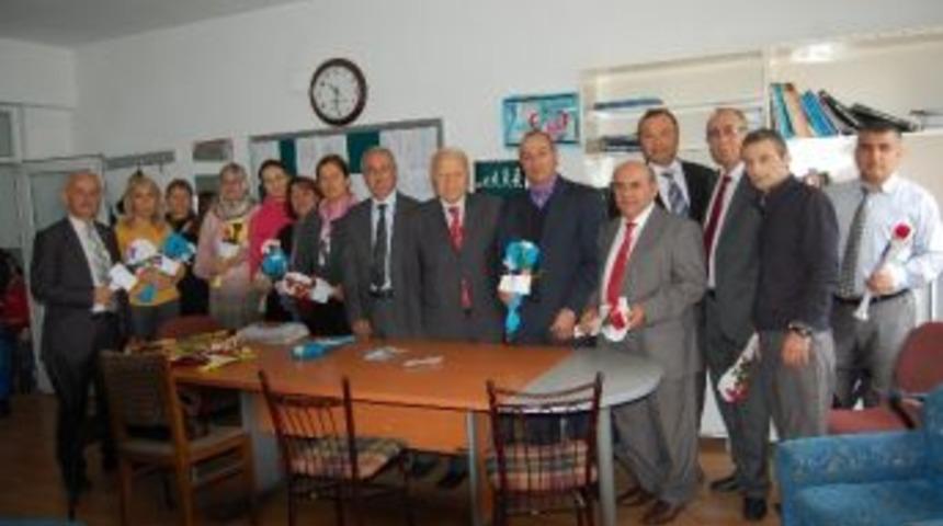 Filyos Belediyesi'nden &Ouml;ğretmenlere Kutlama Ziyareti