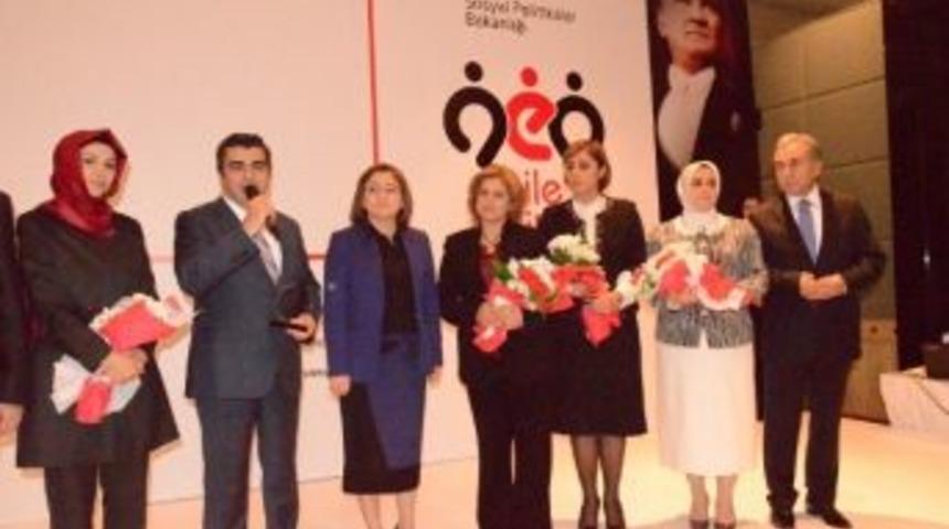 Kayseri, Aile Eğitim Programı&rsquo;nda T&uuml;rkiye&rsquo;de İlk 5&rsquo;te