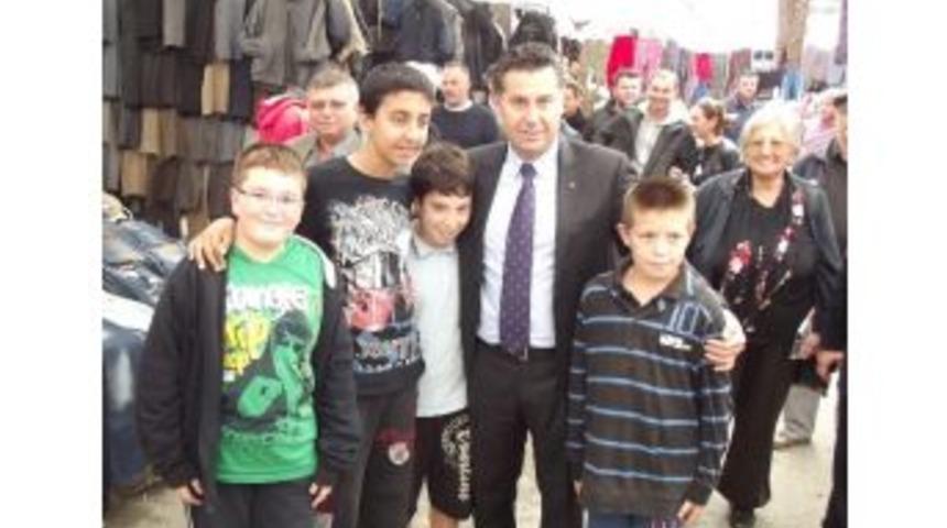 Başkan Kocadon&rsquo;a Bitez&rsquo;de Sevgi Yağdı