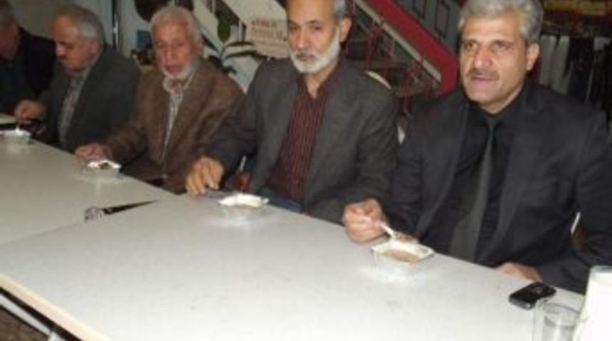 Esnaftan Aşure İkramı