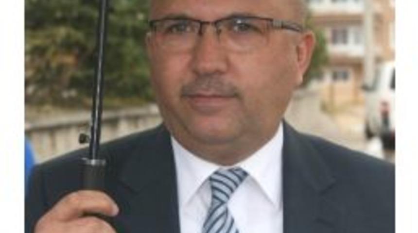 Gece Yarısı Kazma K&uuml;reklerle Tarihi Sokağı Tahrip Ettiler